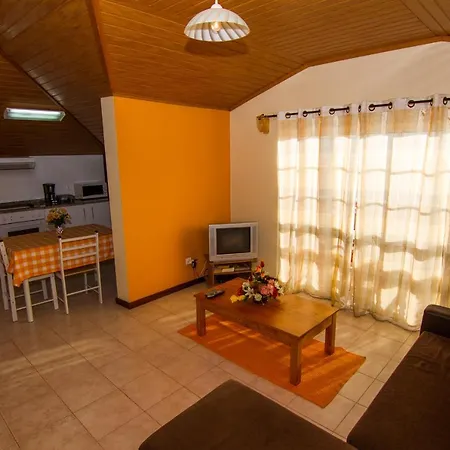 Our Little House * Arco da Calheta (Madeira)