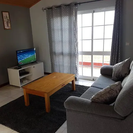 Our Little House * Arco da Calheta (Madeira)